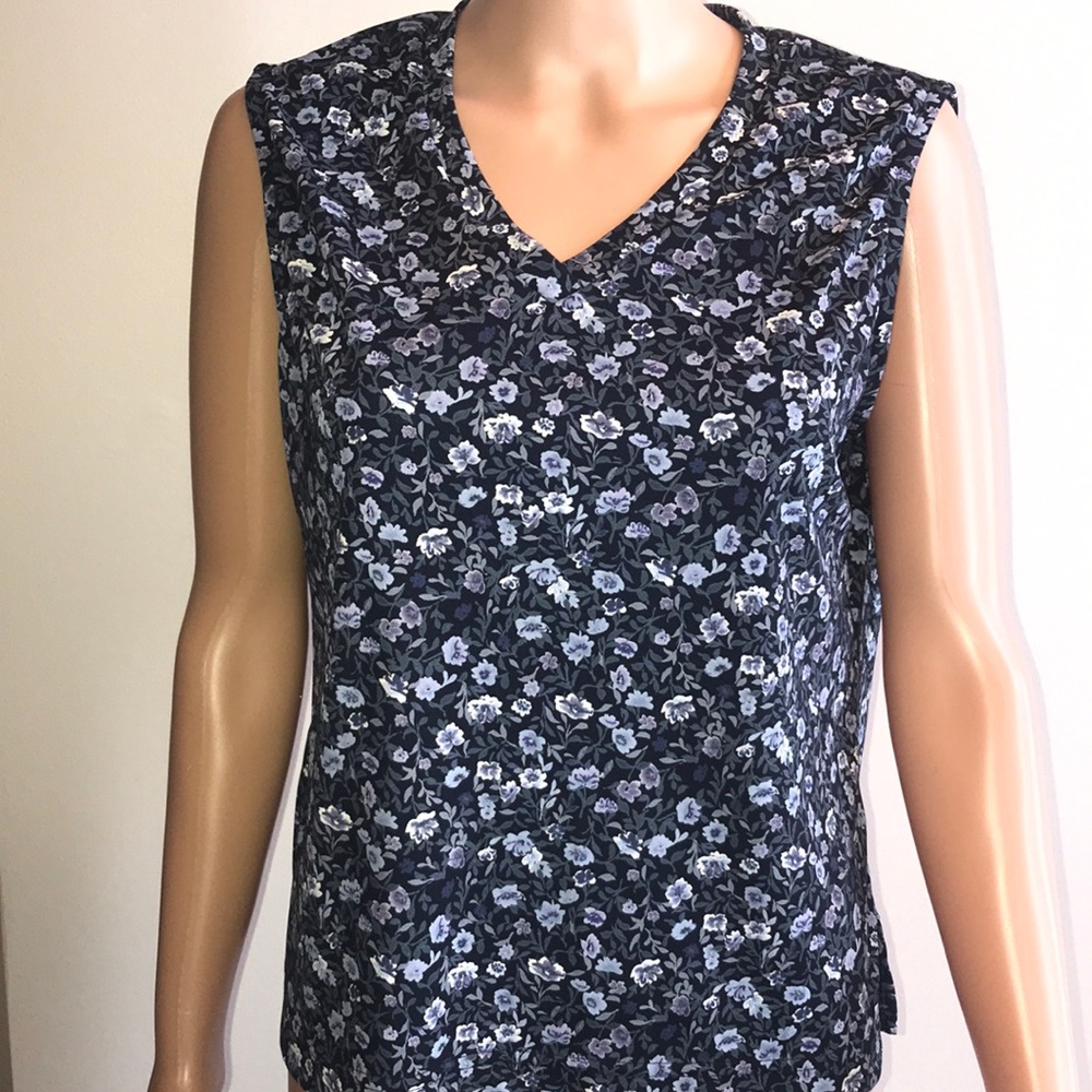 Ilyza New York large Floral shell tank